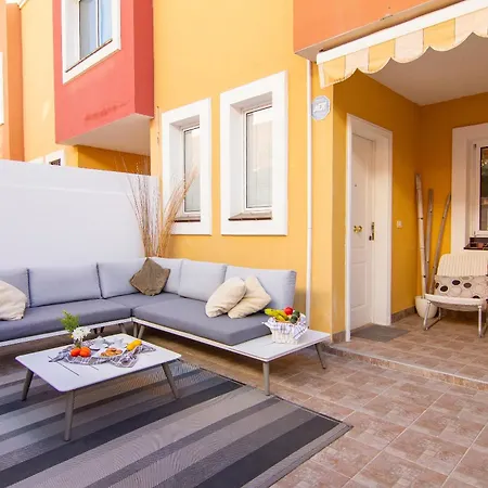 Sea View Pool Bbq Tenerife Apartamento *